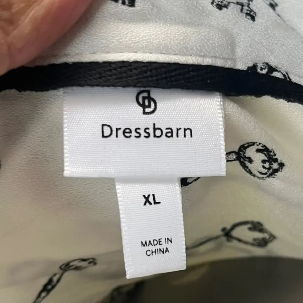 Dress Barn Blouse Womens XL Silver Key Fancy Button Down Collar Art to Wear